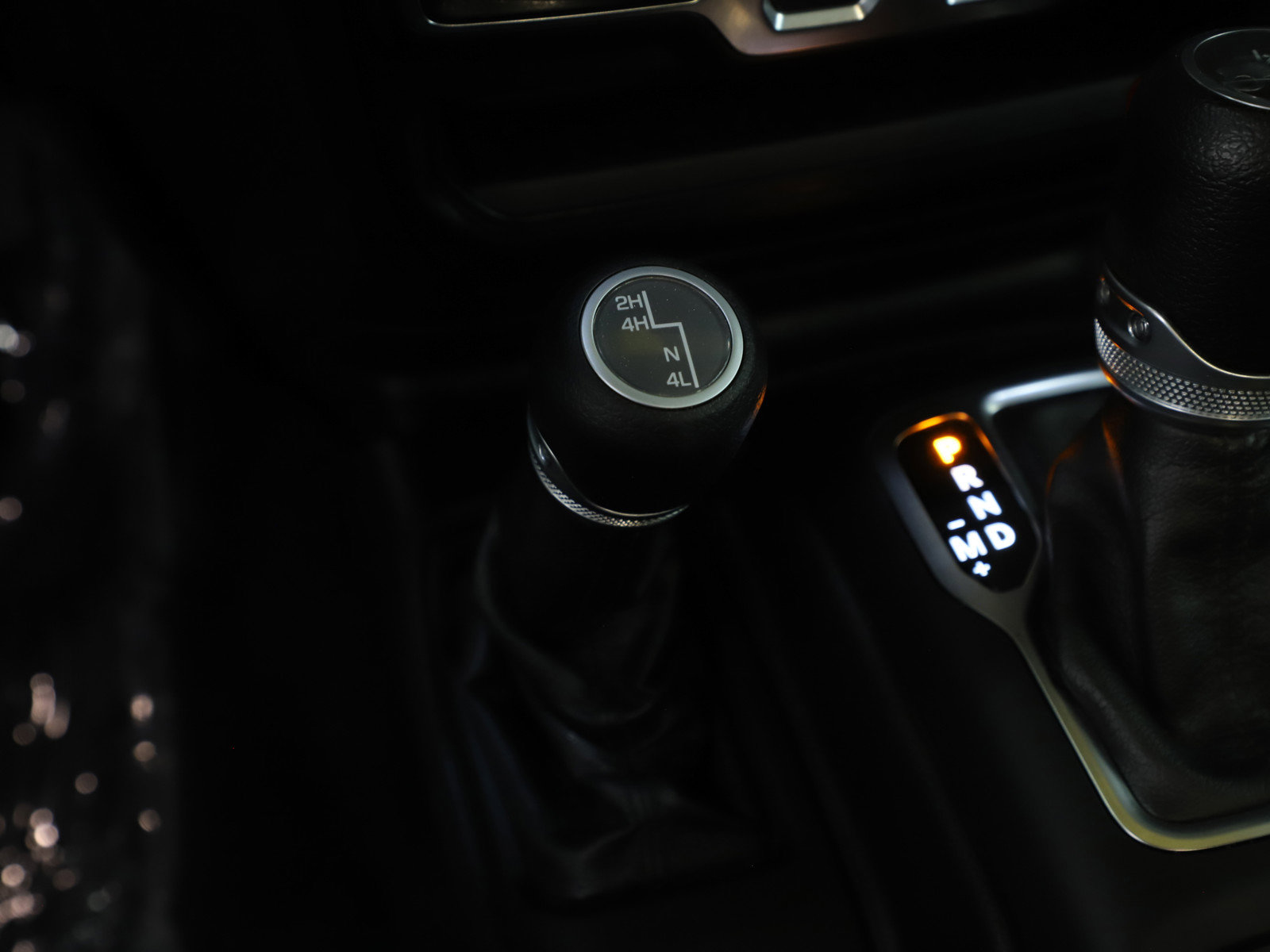 Used 2020 Jeep Wrangler Sport image 23