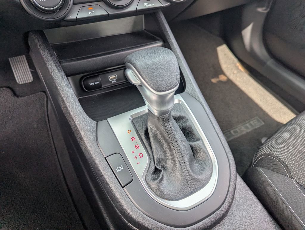 Used 2024 Kia Forte LXS image 14