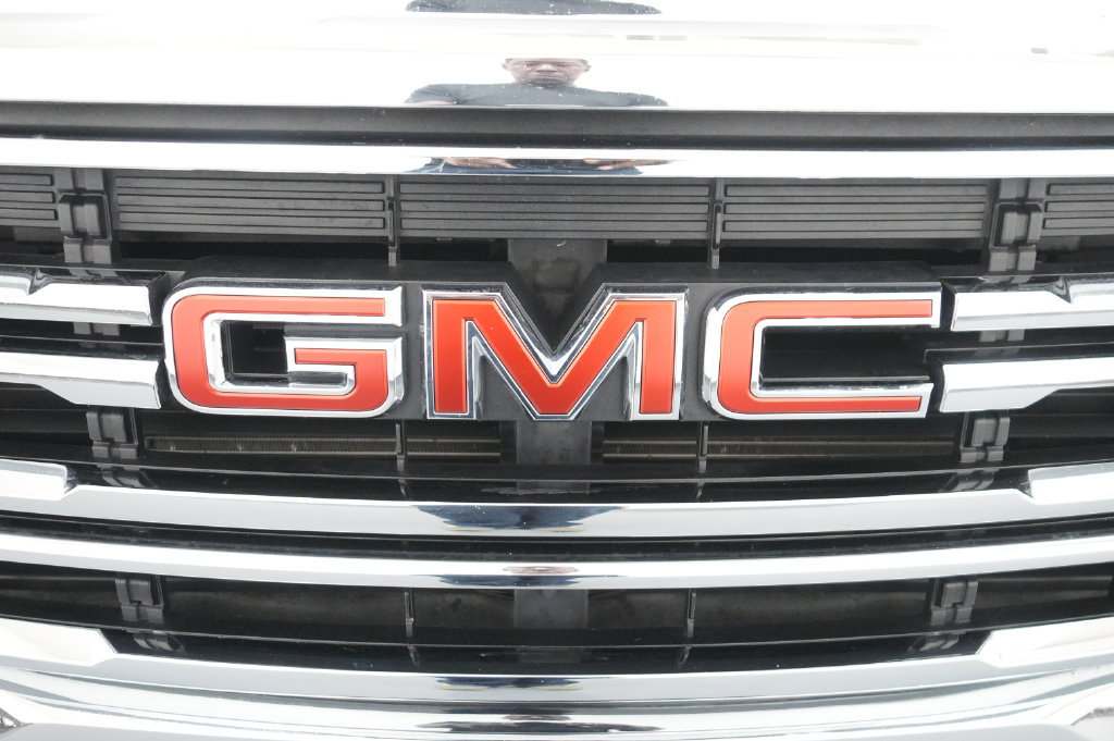 Used 2021 GMC Acadia SLT w/ Preferred Package AWD/4WD image 19