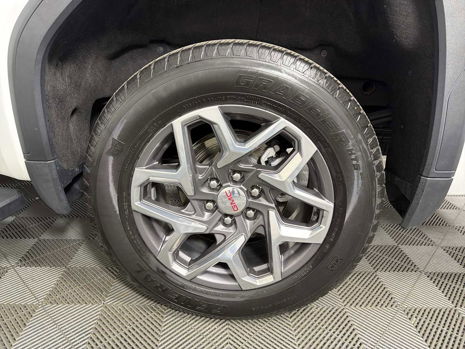 Certified 2023 GMC Sierra 1500 SLT w/ SLT Premium Package AWD/4WD image 17