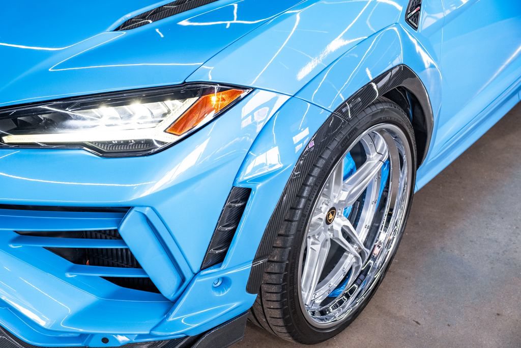 Used 2023 Lamborghini Urus S AWD/4WD image 5