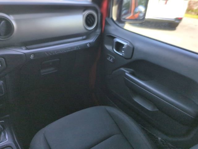 Used 2018 Jeep Wrangler Unlimited Sport S AWD/4WD image 17