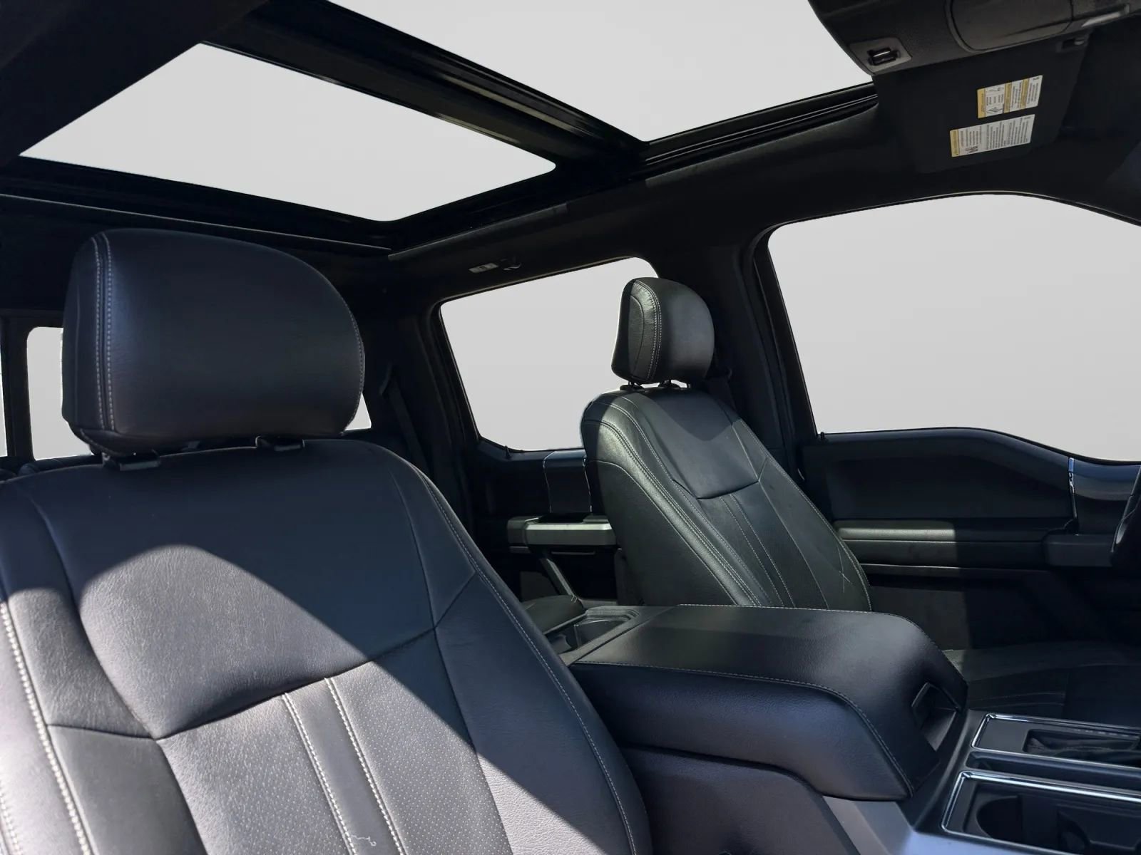 Used 2016 Ford F150 XLT w/ Equipment Group 302A Luxury image 36