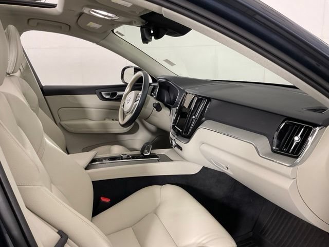 Used 2024 Volvo XC60 T8 Plus w/ Protection Package Premier AWD/4WD image 31