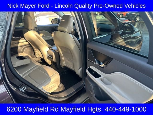 Used 2023 Lincoln Corsair Reserve image 12