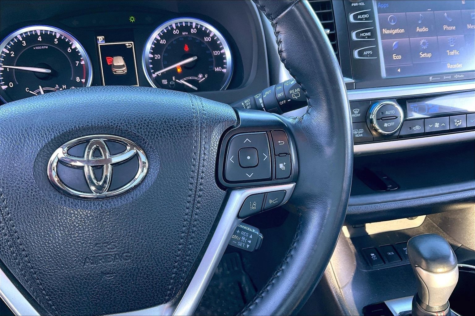 Used 2019 Toyota Highlander AWD V6 image 17