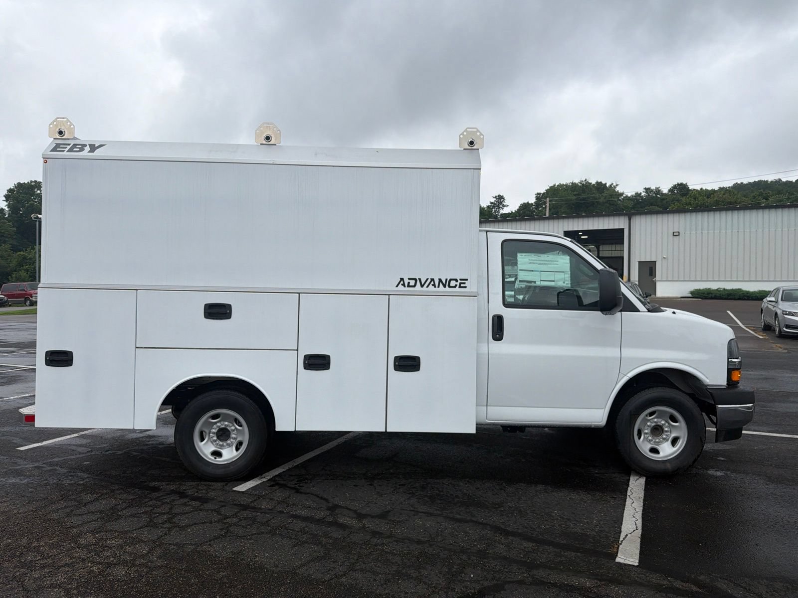 New 2026 Chevrolet Express 3500 w/ Power Convenience Package RWD image 6
