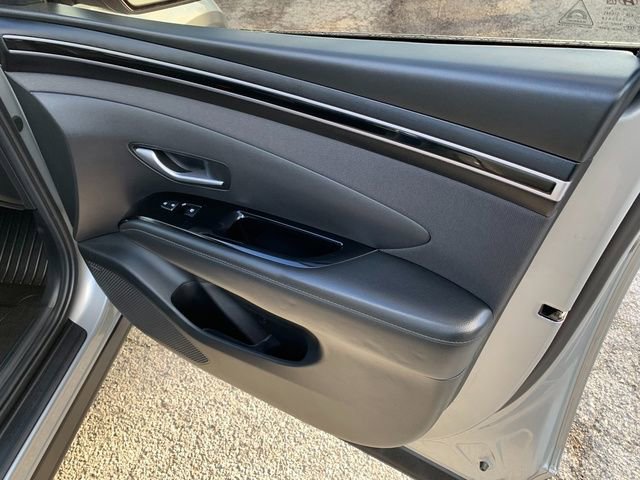 Used 2023 Hyundai Tucson Limited AWD/4WD image 14