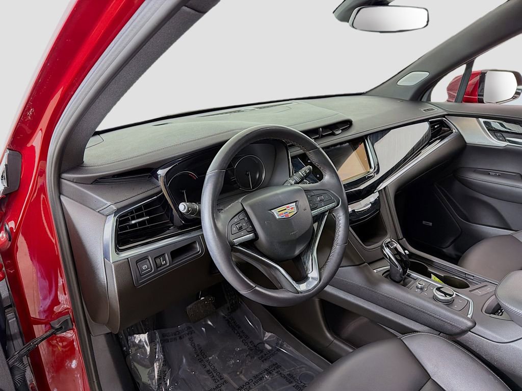 Used 2023 Cadillac XT6 Premium Luxury image 22