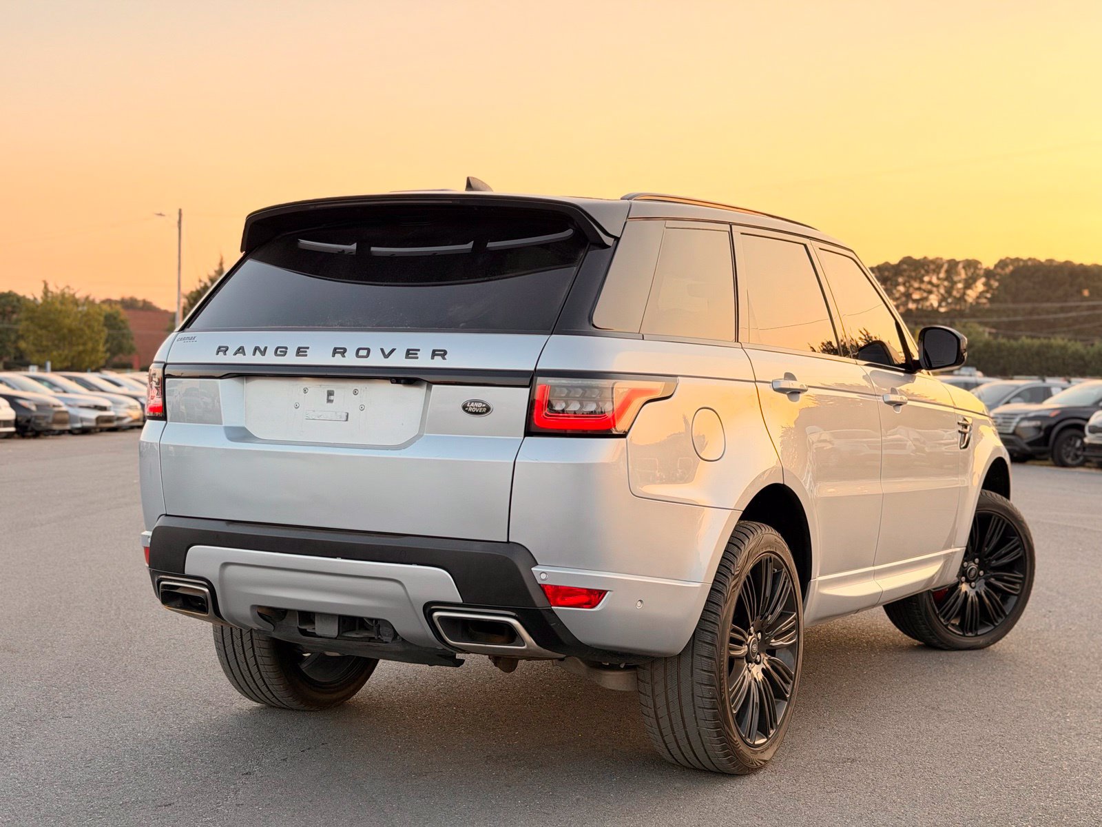 Used 2022 Land Rover Range Rover Sport HSE Dynamic AWD/4WD image 7