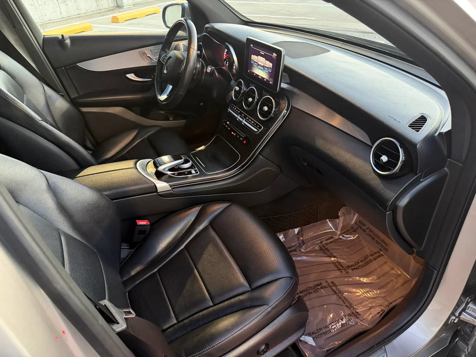 Used 2019 Mercedes-Benz GLC 300 4MATIC image 42