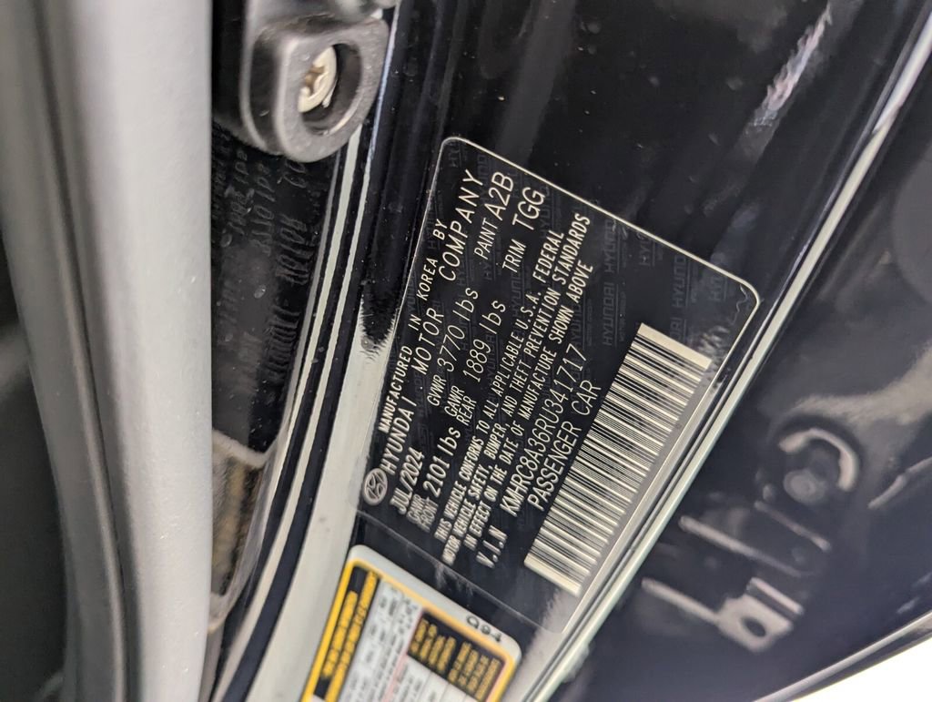 Used 2024 Hyundai Venue SEL image 27