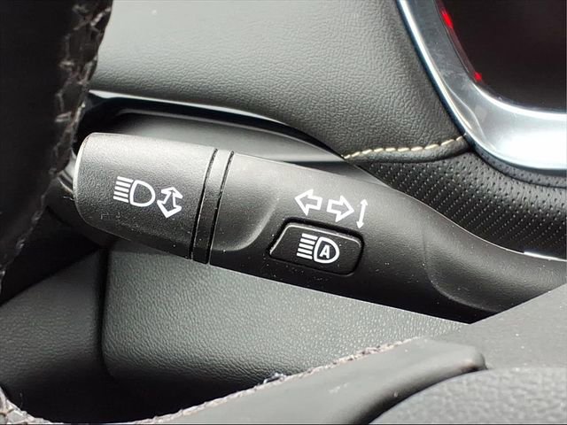 Used 2023 Chevrolet Traverse Premier w/ Redline Edition image 28