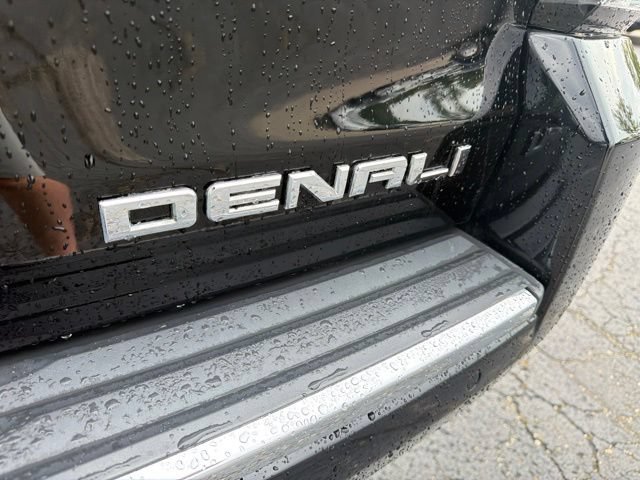 Used 2018 GMC Yukon Denali w/ Denali Ultimate Package AWD/4WD image 7