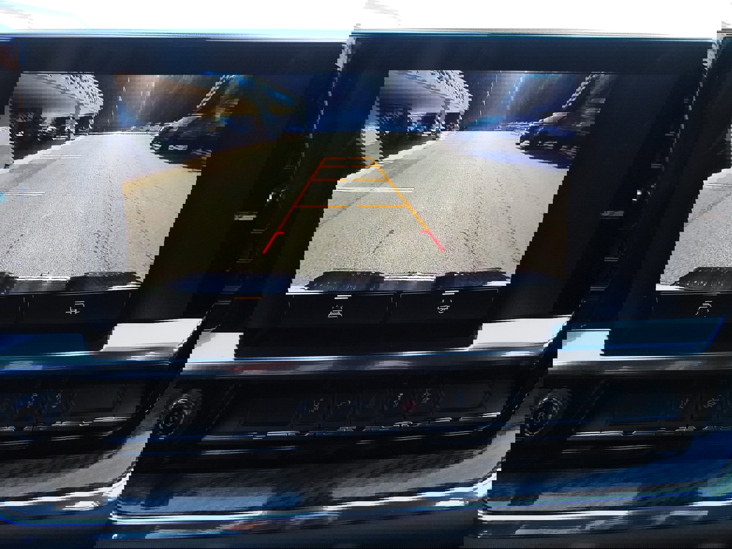 Used 2024 Chevrolet Silverado 2500 LT image 25