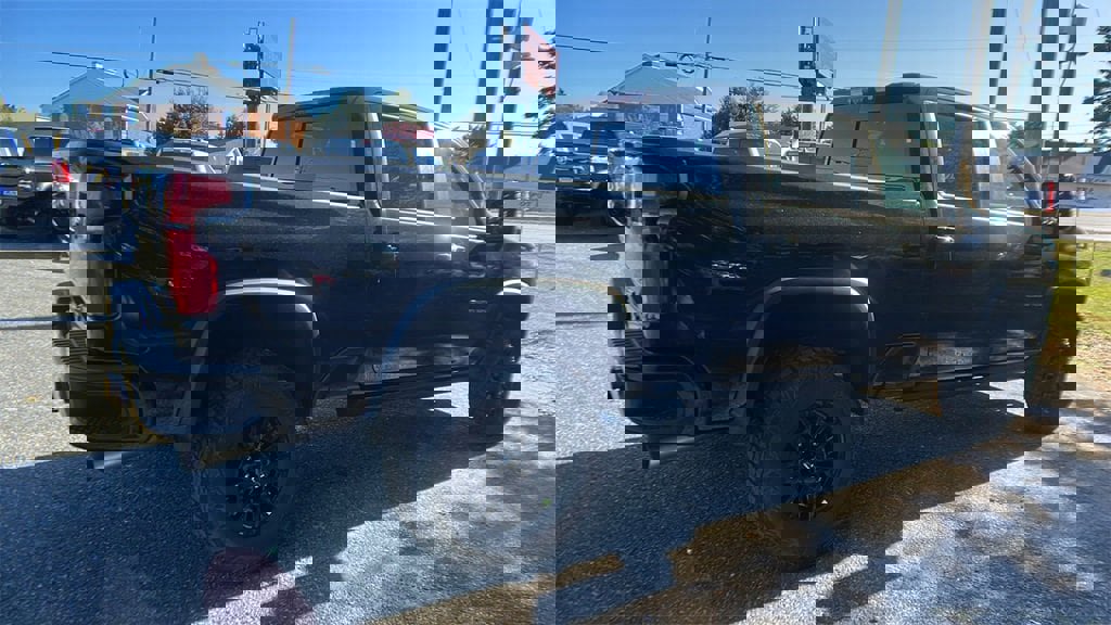 New 2026 Chevrolet Silverado 2500 ZR2 image 5