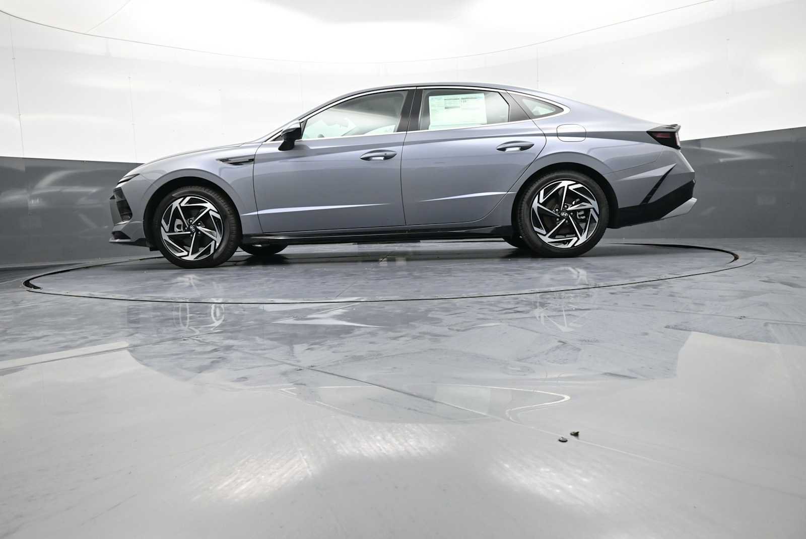 New 2026 Hyundai Sonata SEL FWD image 31