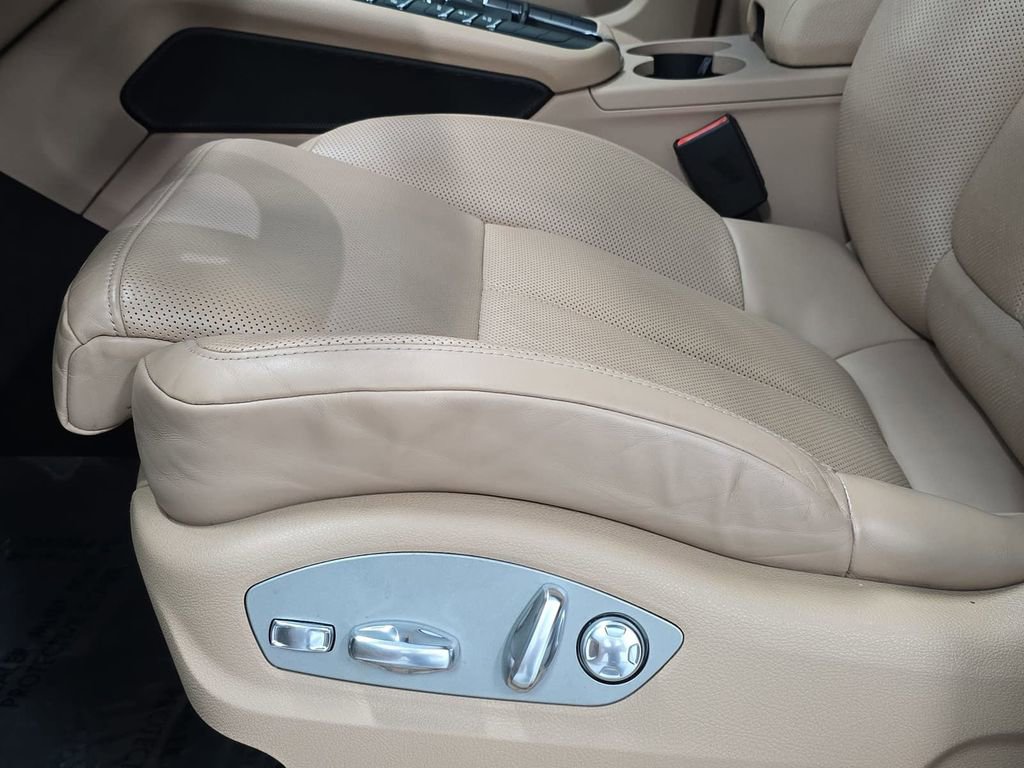 Used 2021 Porsche Macan AWD/4WD image 25