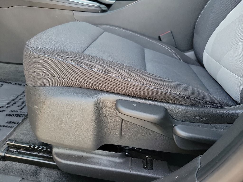 Used 2026 Chevrolet Trax LS w/ LS Convenience Package FWD image 12