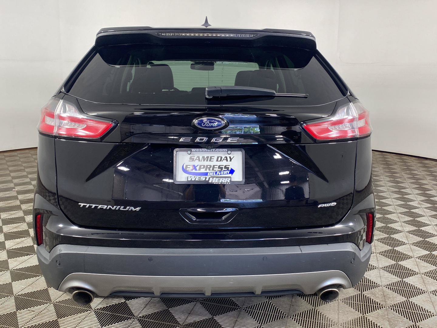 Used 2024 Ford Edge Titanium AWD/4WD image 23
