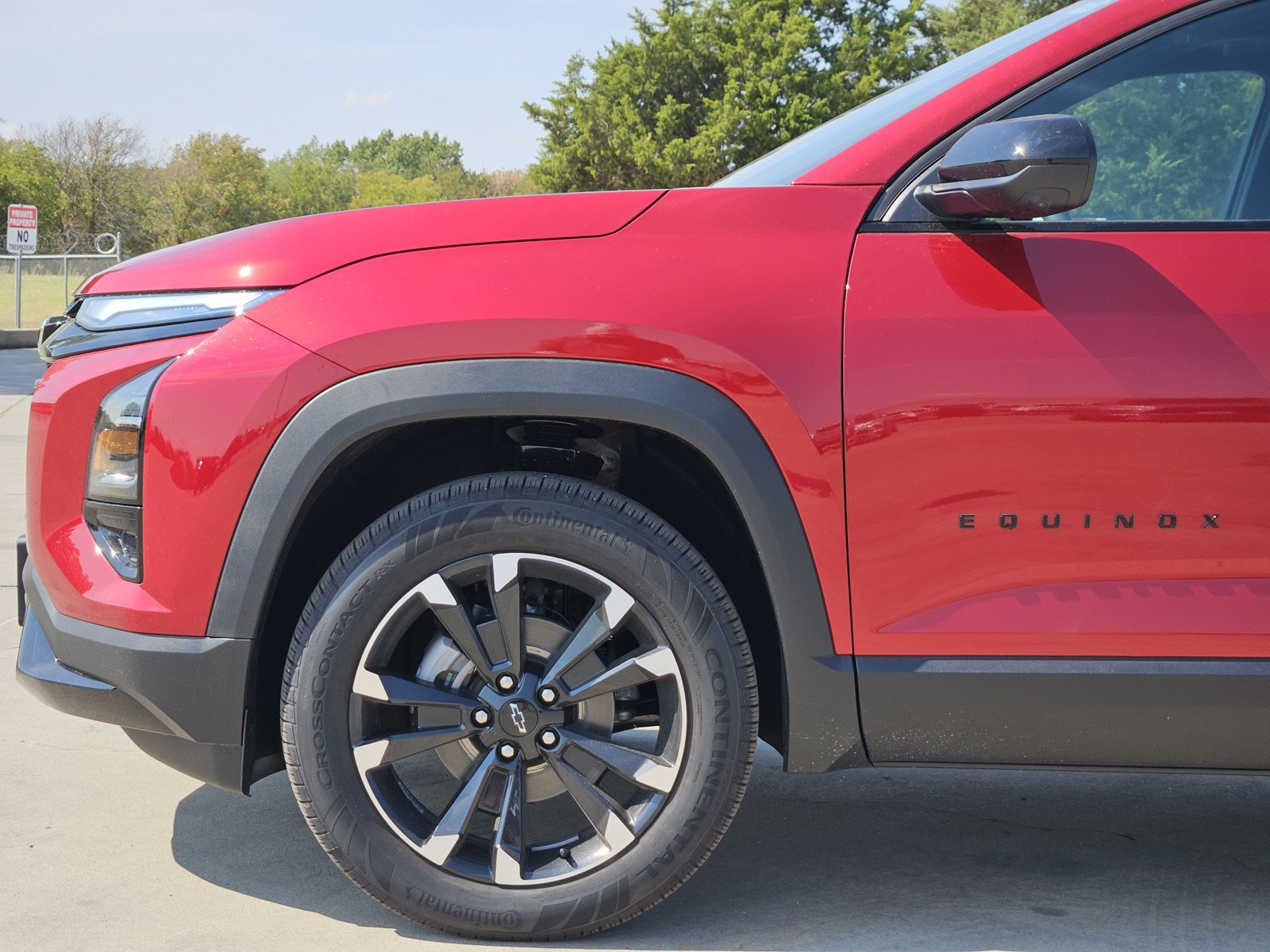 New 2027 Chevrolet Equinox RS w/ Safety and Technology Package FWD image 6