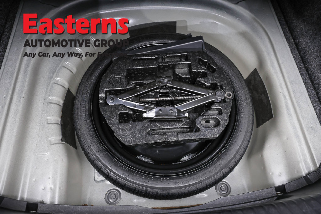 Used 2025 Volkswagen Jetta SE FWD image 22
