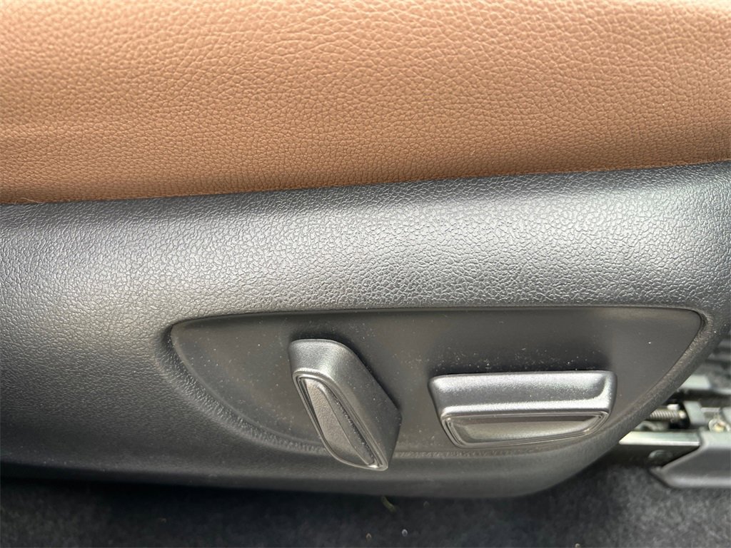 Used 2024 Toyota Grand Highlander Platinum image 36