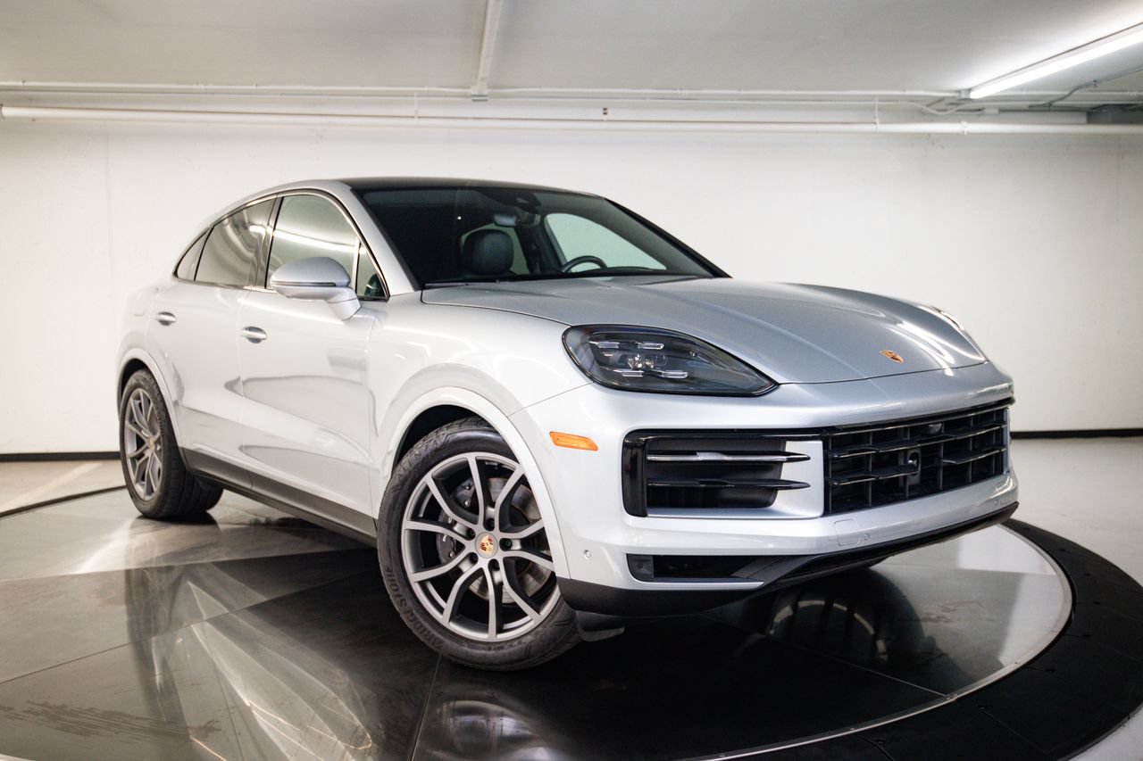 Certified 2024 Porsche Cayenne Coupe AWD/4WD image 9