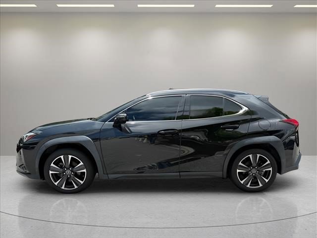 Used 2020 Lexus UX 200 w/ Premium Package FWD image 8
