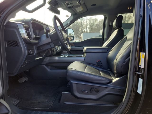 Used 2025 Ford F350 Lariat w/ Lariat Ultimate Package image 9