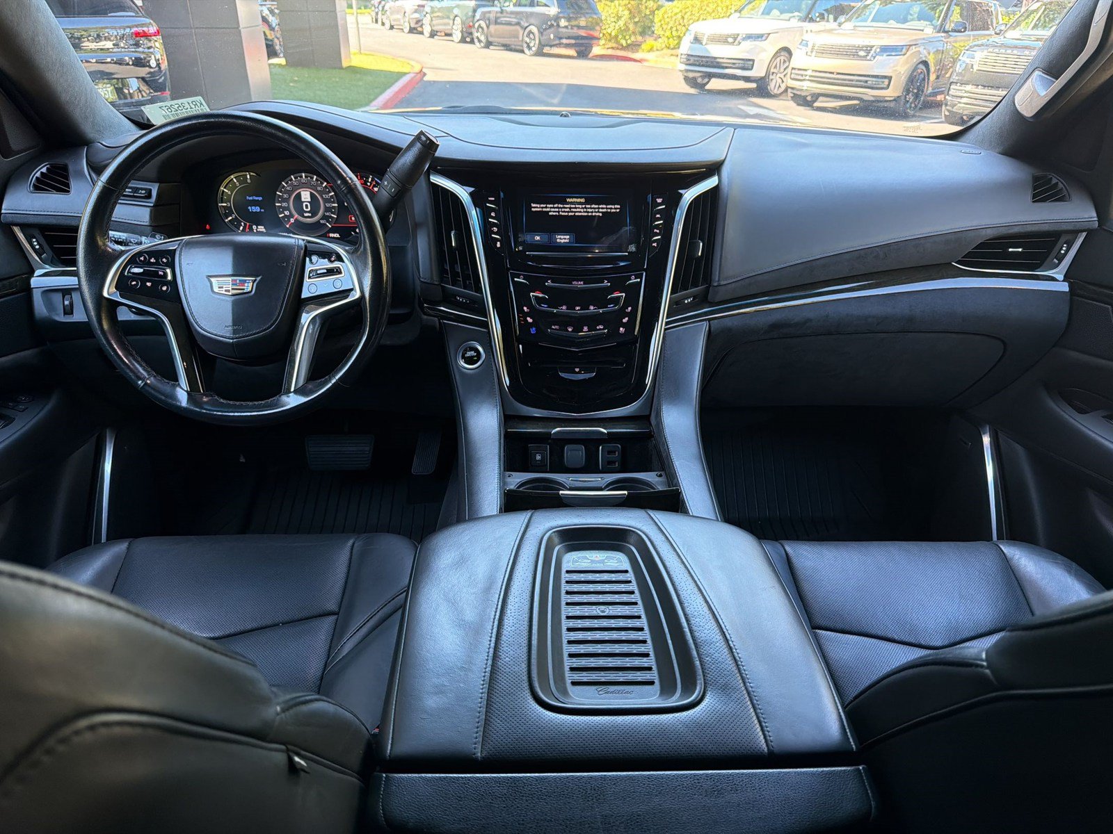 Used 2019 Cadillac Escalade ESV Platinum AWD/4WD image 17