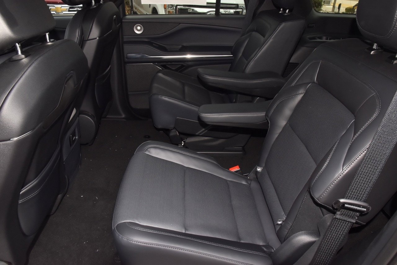 New 2025 Lincoln Navigator Reserve w/ Jet Appearance Package image 21