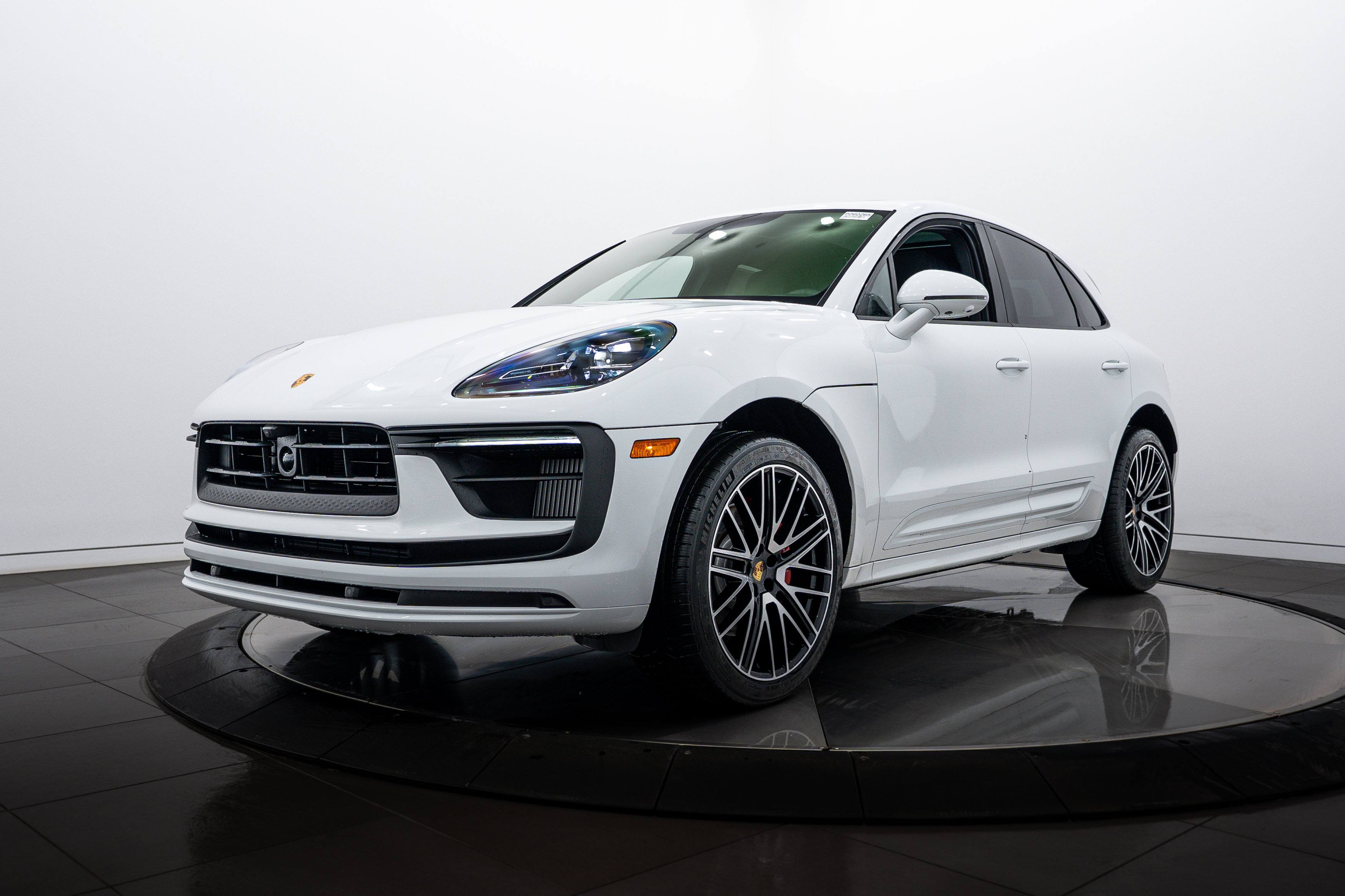 New 2026 Porsche Macan S image 1