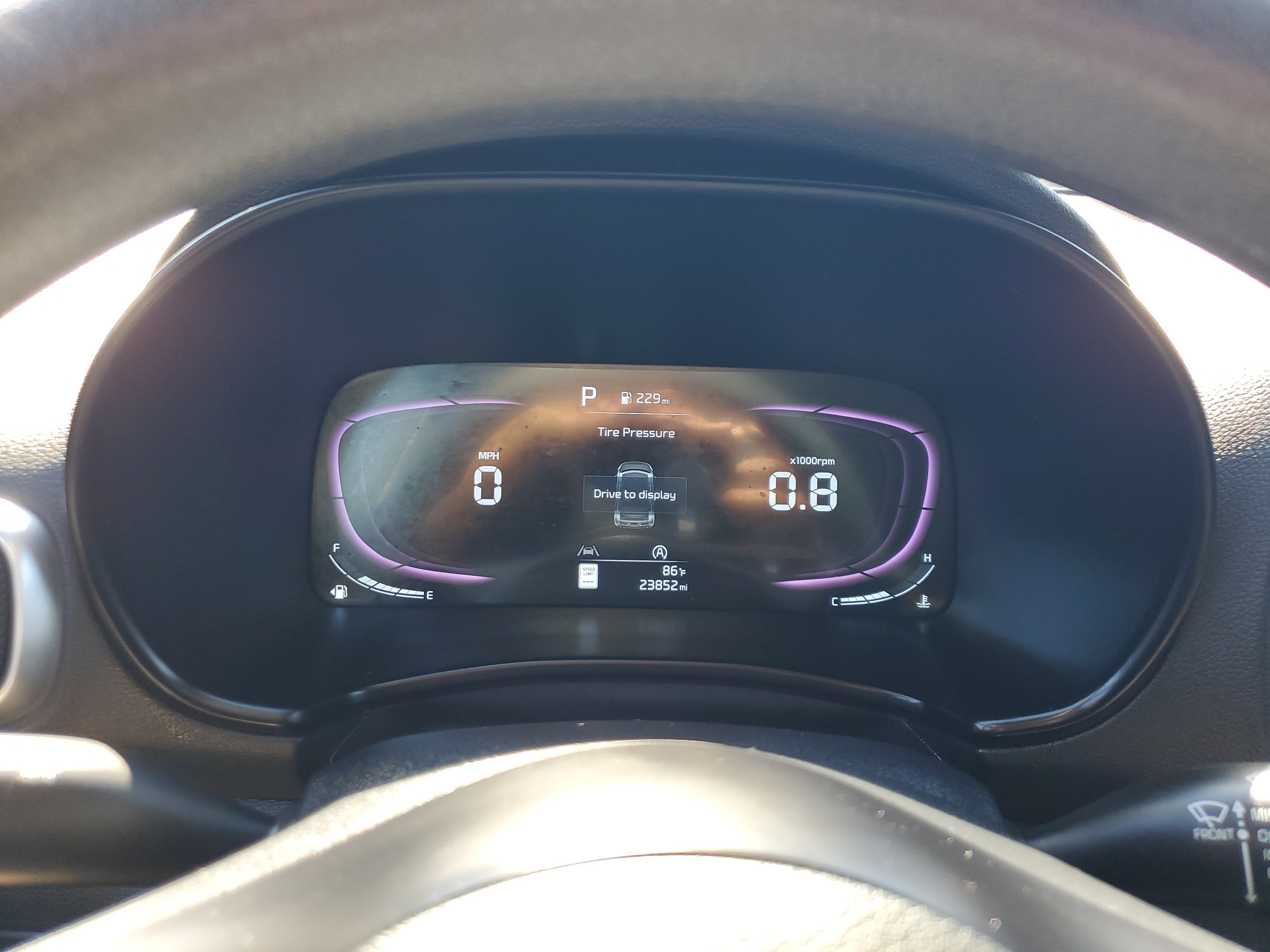 Used 2025 Kia Soul LX w/ LX Technology Package FWD image 24