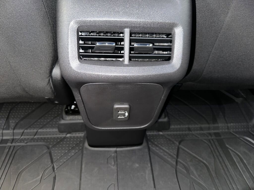 Certified 2024 Chevrolet Equinox LT w/ LPO, Floor Liner Package image 20