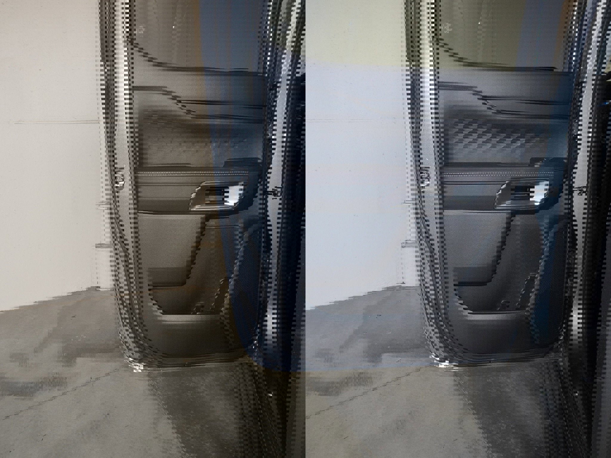 New 2025 Ford Ranger XLT w/ Equipment Group 301A High image 39