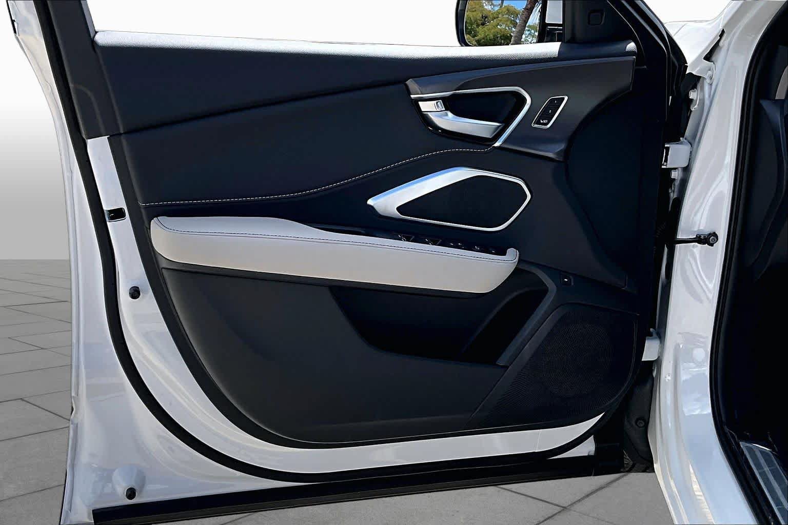 Certified 2026 Acura RDX SH-AWD image 10