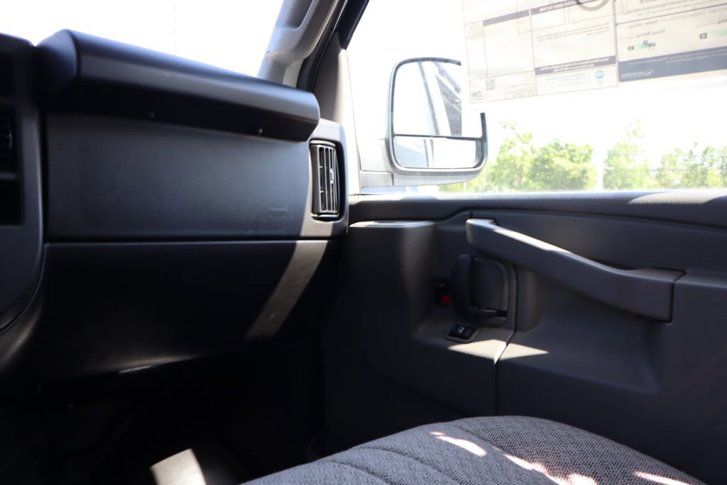 New 2025 Chevrolet Express 2500 w/ Driver Convenience Package image 36