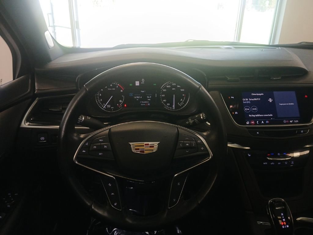 Used 2023 Cadillac XT5 Premium Luxury AWD/4WD image 17