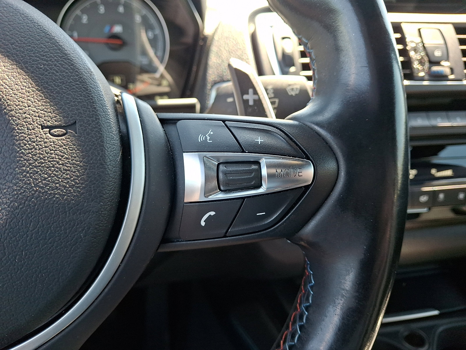 Used 2017 BMW M2 RWD image 21