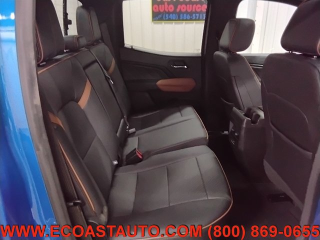 Used 2024 GMC Canyon AT4 w/ AT4 Premium Package AWD/4WD image 15