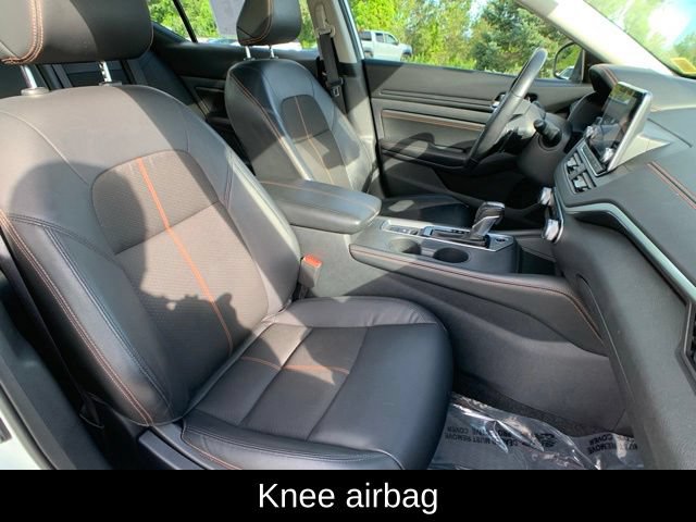 Used 2020 Nissan Altima 2.5 SR w/ Premium Package AWD/4WD image 25