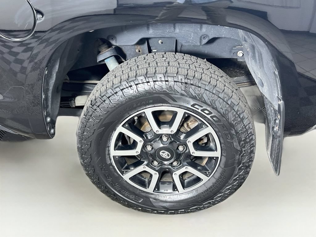 Used 2016 Toyota Tundra SR5 w/ TRD Off Road Package AWD/4WD image 26
