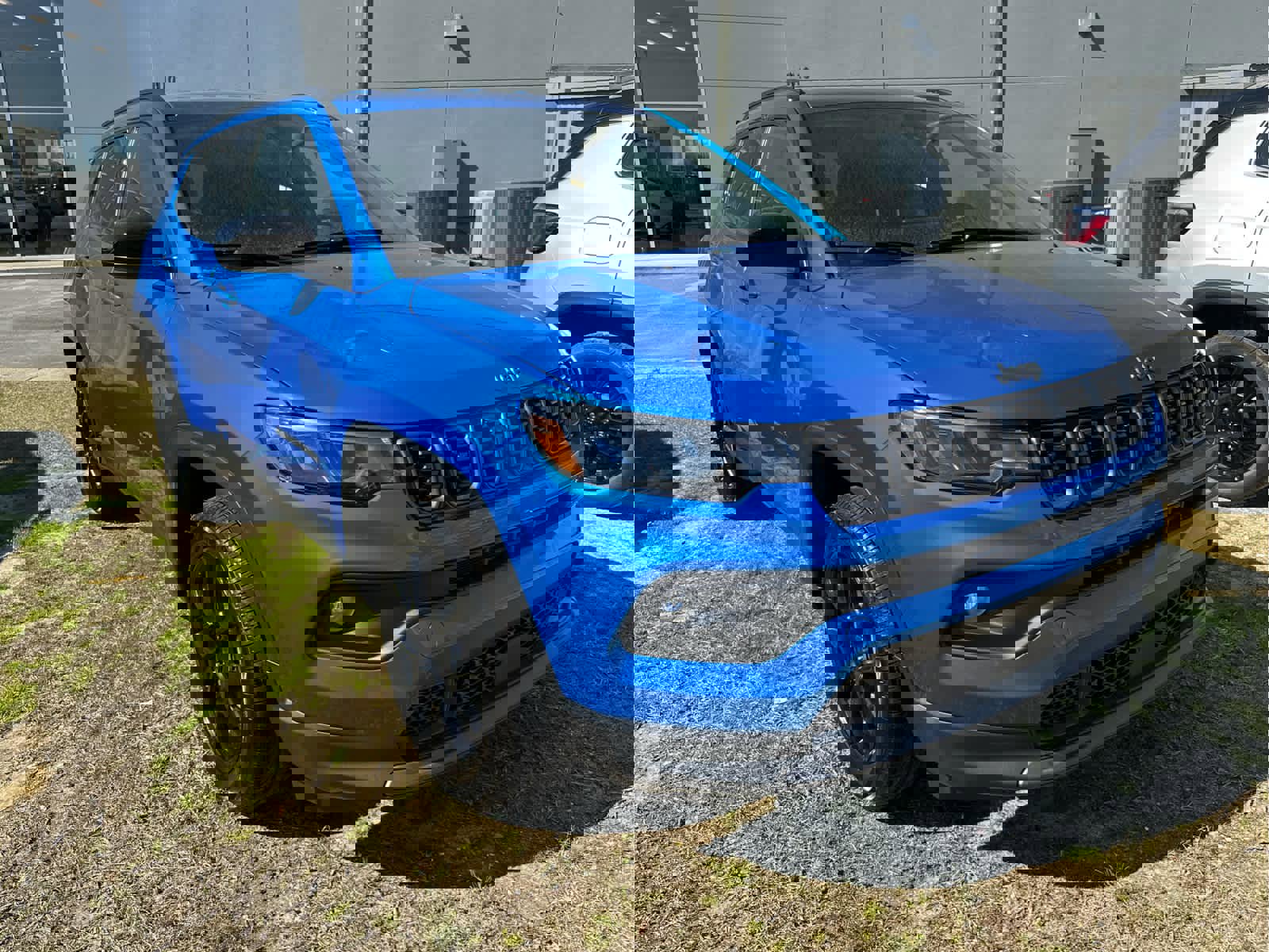 New 2025 Jeep Compass Latitude w/ Convenience Group