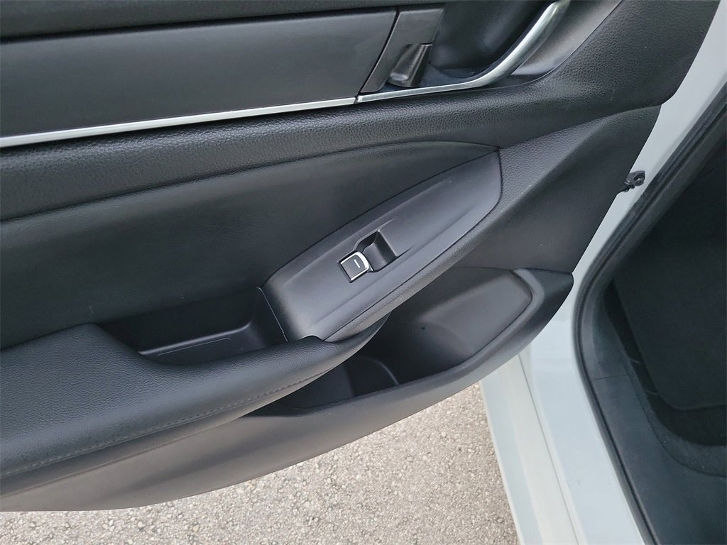 Used 2022 Honda Accord Sport Special Edition image 12