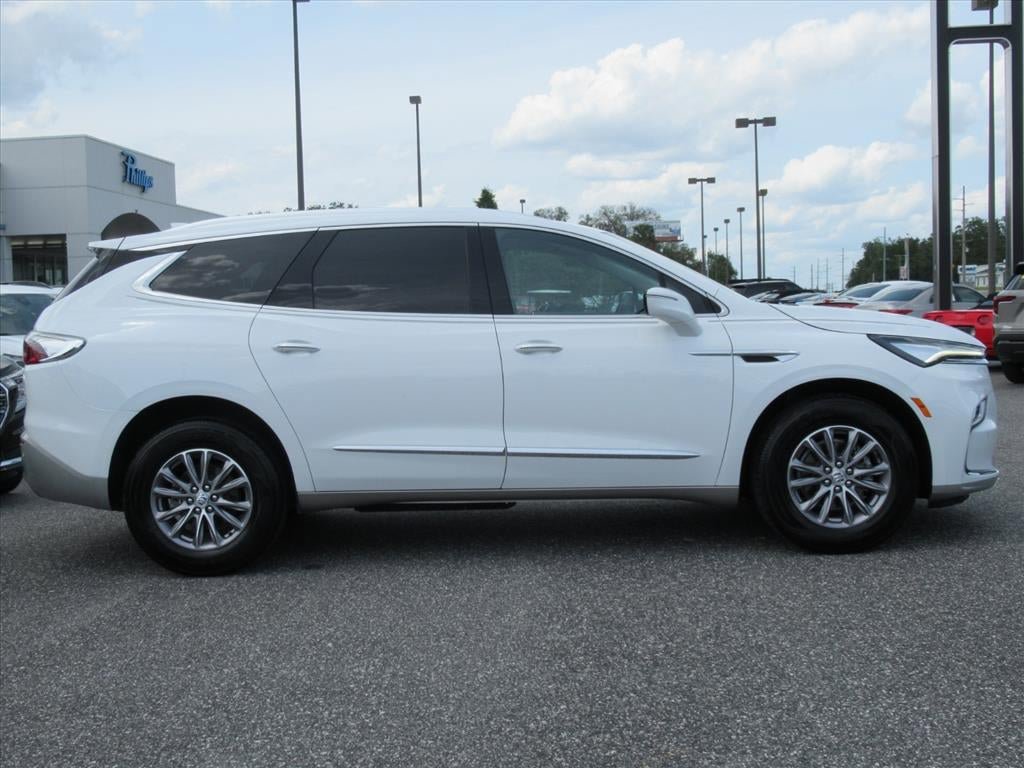 Used 2023 Buick Enclave Essence w/ Trailering Package, 5000 lbs. FWD image 2
