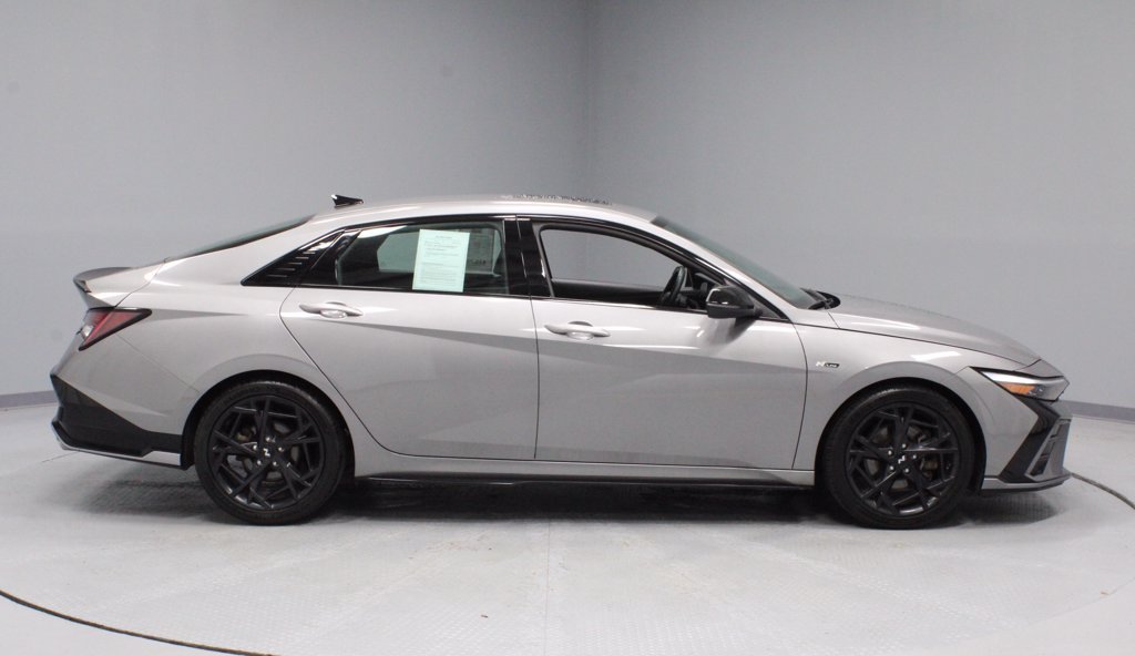 Used 2024 Hyundai Elantra N Line FWD image 11