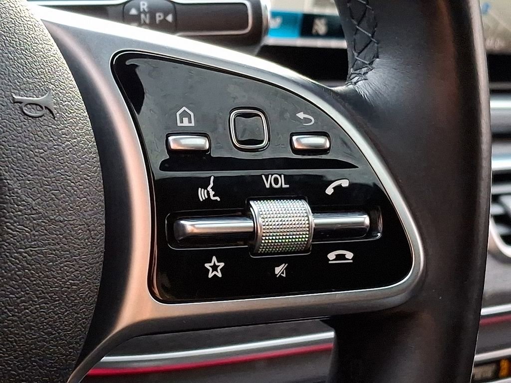 Used 2020 Mercedes-Benz GLE 350 4MATIC image 17