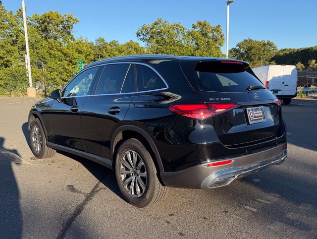 Certified 2026 Mercedes-Benz GLC 300 4MATIC image 5