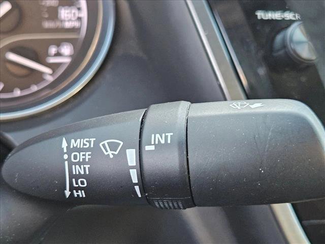 Used 2019 Toyota Camry LE FWD image 9